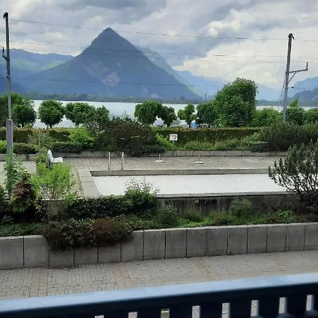 Lakeside Interlaken Jungfrau アパート *